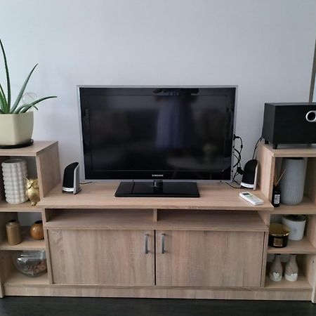Apartament Onestilor Διαμέρισμα Oradea Εξωτερικό φωτογραφία